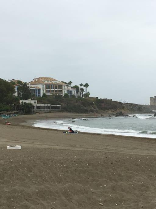 Superbe Appartement Avec Piscine A 800M De La Mer Bahía de Casares Exterior foto