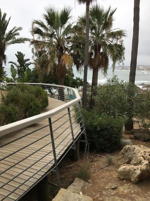Superbe Appartement Avec Piscine A 800M De La Mer Bahía de Casares Exterior foto